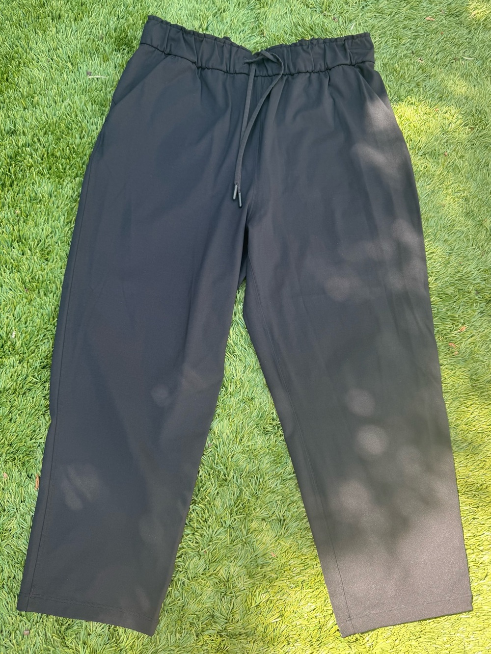lululemon athletica Black Cropped Drawstring Pants